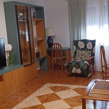 Reina Amalia Villa Quintanar de la Orden Exteriör bild